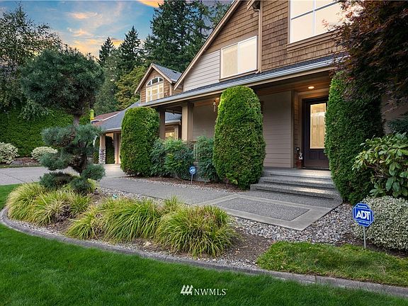 Mature landscaping