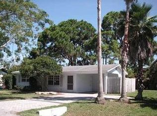 409 Azure Rd, Venice, FL 34293