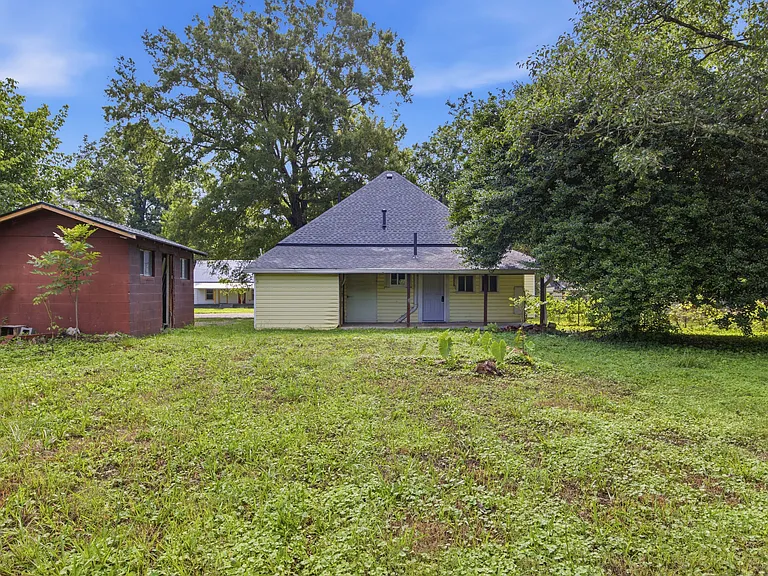506 Daugherty St — Photo 26