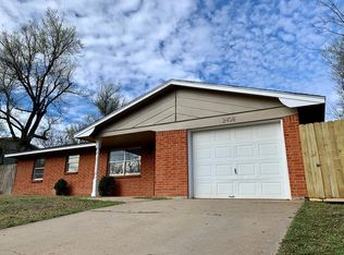 2408 NW 4th St, Lawton, OK 73507