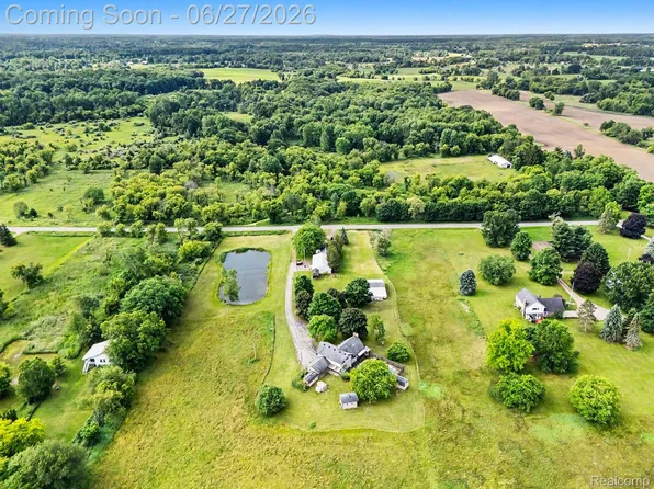 8751 Bath Rd, Byron, MI 48418