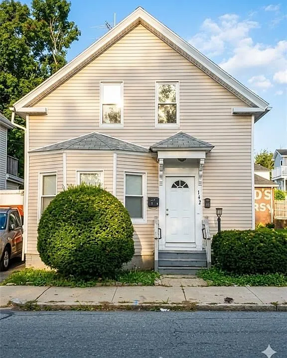 142 Pocasset Ave