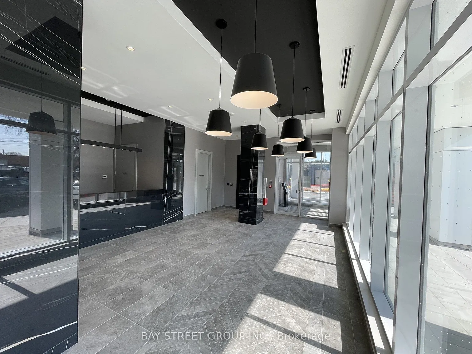 2 bed, $2,650 — Photo 1