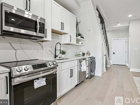 2nd image of 611 Kennedy St NW #Penthouse 2