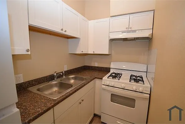 1335 Ortiz Dr SE — Photo 9