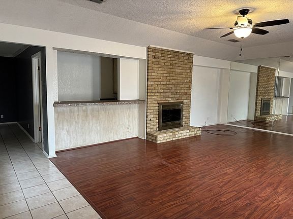 4th image of 2827 Moss Ave