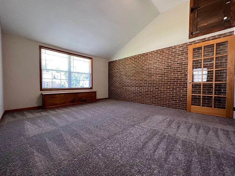805 Gardenview Dr — Photo 19