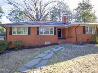 345 E New Hampshire Ave, Southern Pines, NC 28387