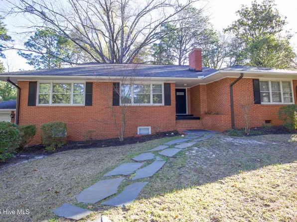345 E New Hampshire Ave, Southern Pines, NC 28387