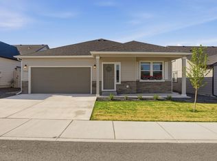 19646 E Spruce Ln, Greenacres, WA 99016
