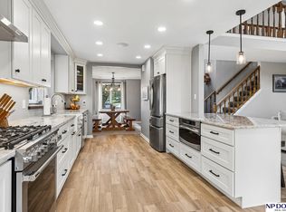 1255 Limerick Rd, Papillion, NE 68046