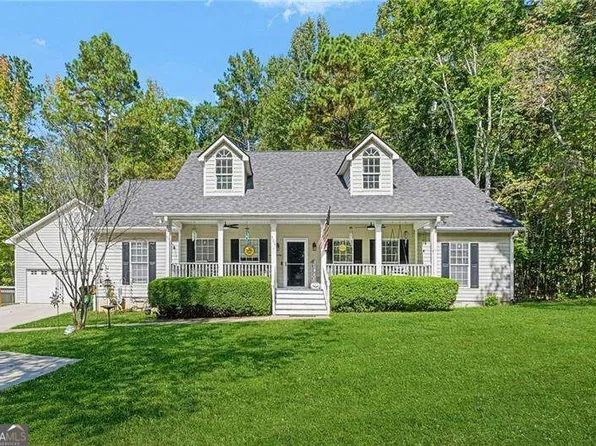 560 McCready Dr, Dallas, GA 30157