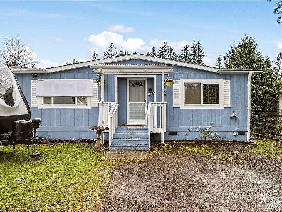 Well maintained home with RV storage!