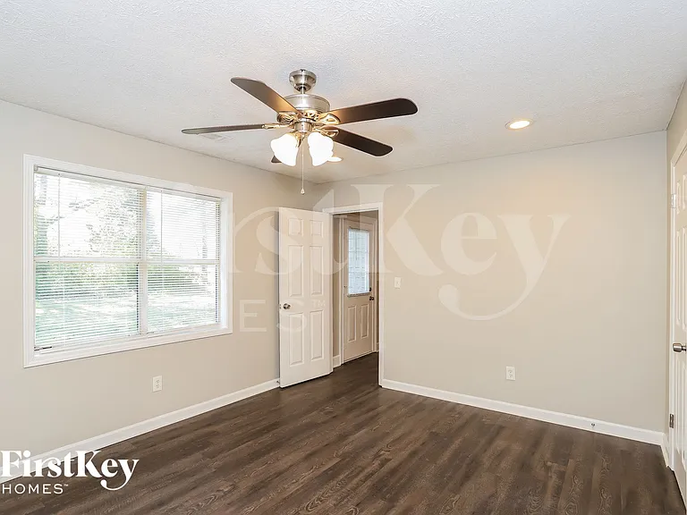 2847 Spring Green Way — Photo 9