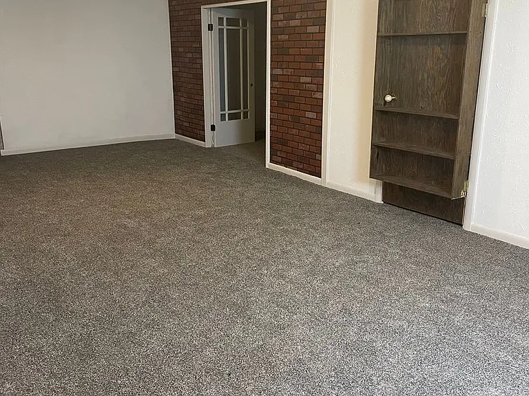 507 S Chestnut St — Photo 14