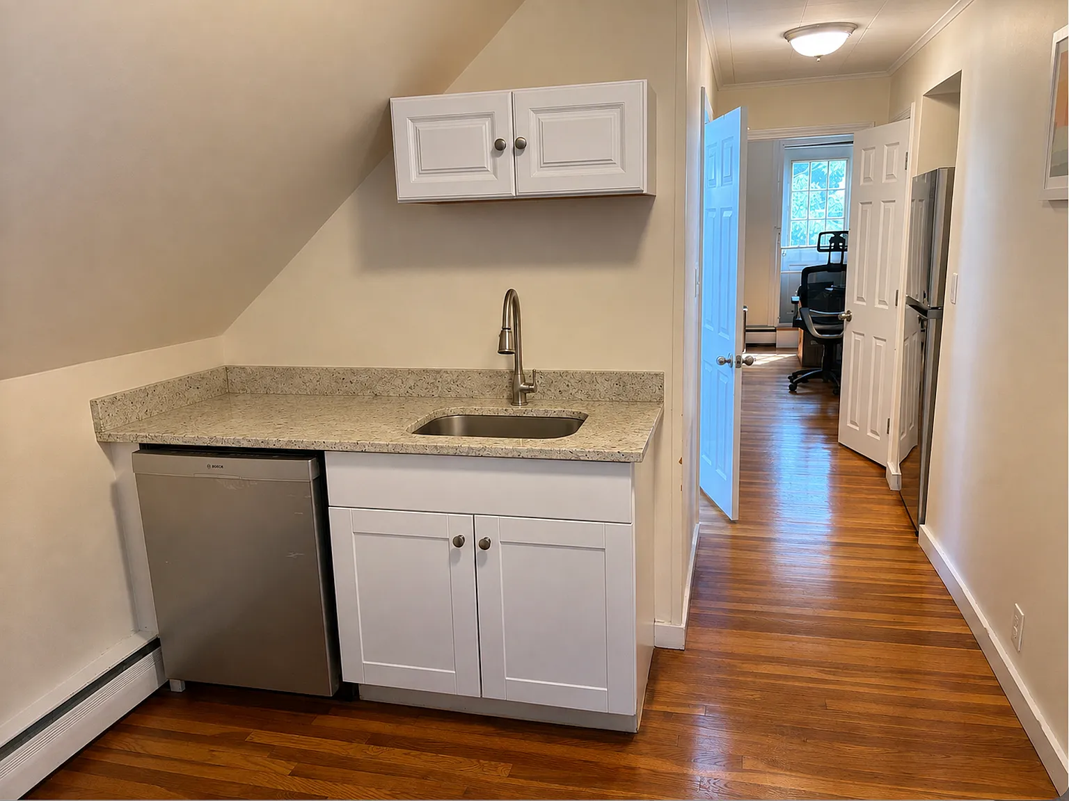 1 bed, 600 sqft, $2,350 — Photo 4