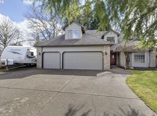 878 SE 31st Ct, Hillsboro, OR 97123
