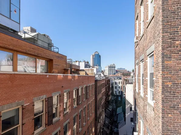 391 Broadway image 19 of 19