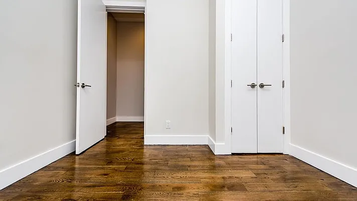 Rented by Nooklyn NYC LLC | media 25