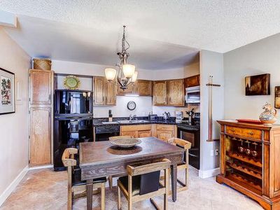 1625 Larimer St APT 802, Denver, CO, 80202