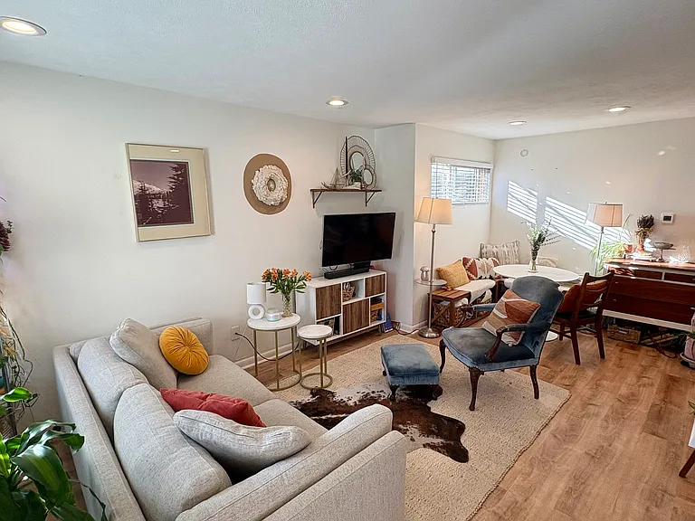 1820 Newland Ct #100 — Photo 1
