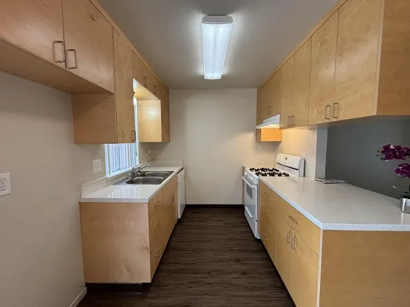 3006 Delta Ave, Modesto, CA 95355