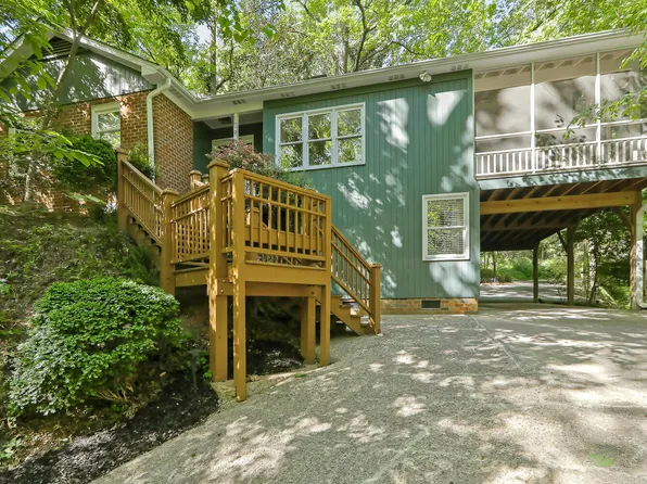 126 Weaver Rd, Chapel Hill, NC 27514