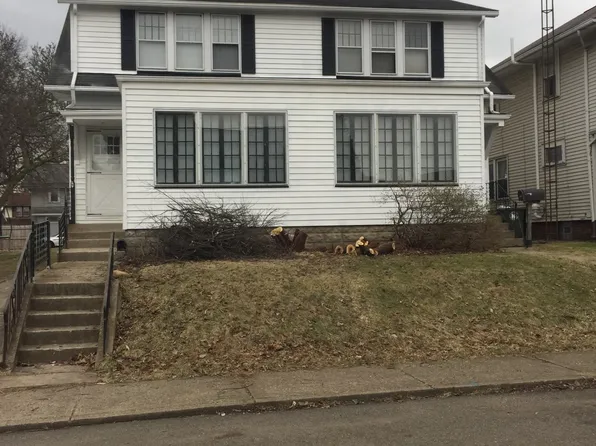 2416 10th St NW, Canton, OH 44708