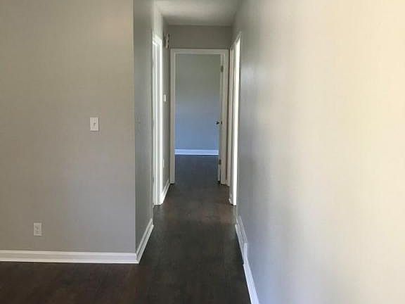 5th image of 7908 Columbine Dr