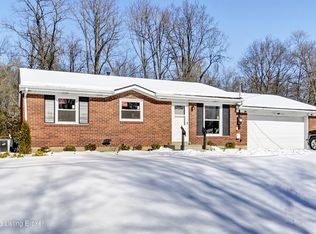 7404 Edenroc Ln, Louisville, KY 40258