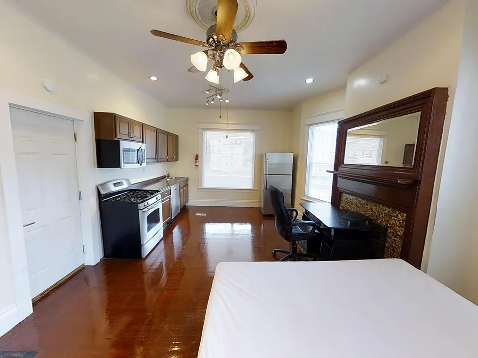 321 Westcott St #1