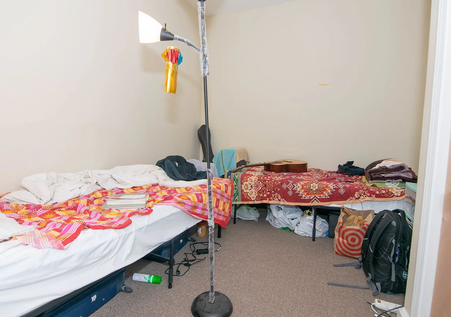 Mission Hill 3 Bed | Heat & Hot Water Included | No Broker Fee — Photo 4