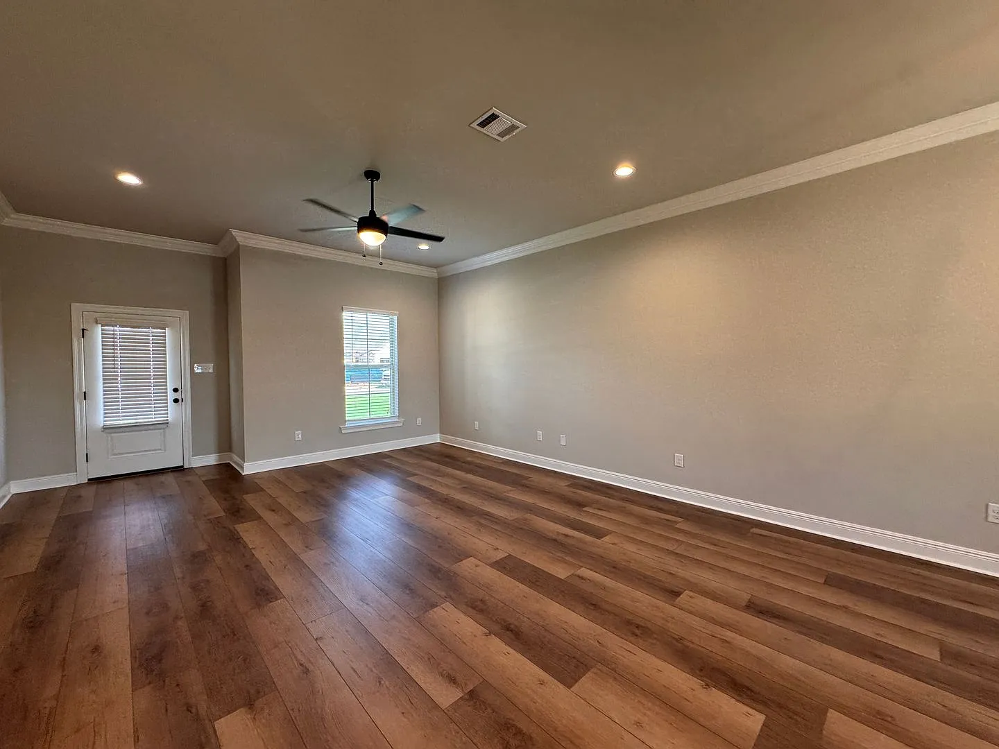 Brand New Construction... Just minutes to Barksdale Air Force Base. — Photo 2