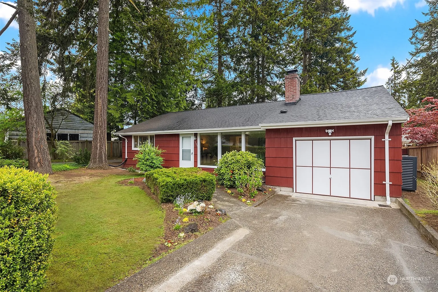 12320 8th Avenue NE photo 1