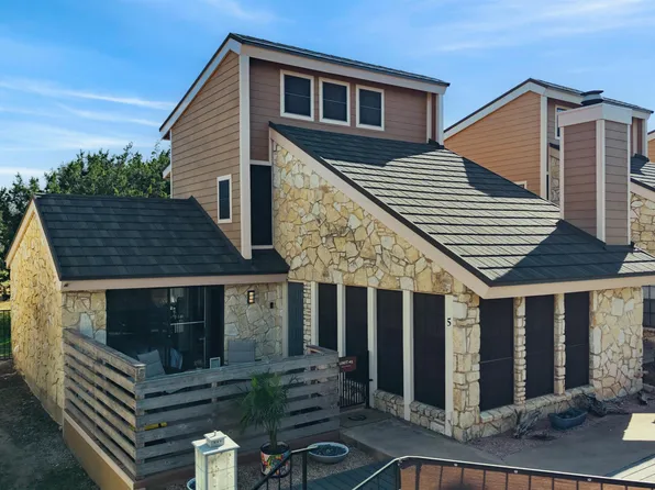 405 Short Circuit #5, Horseshoe Bay, TX 78657