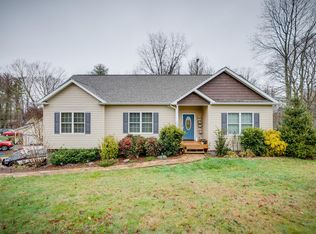 1302 College Heights Rd, Johnson City, TN 37604