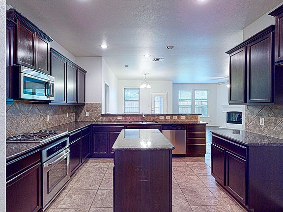 4th image of 10404 Hidden Haven Dr