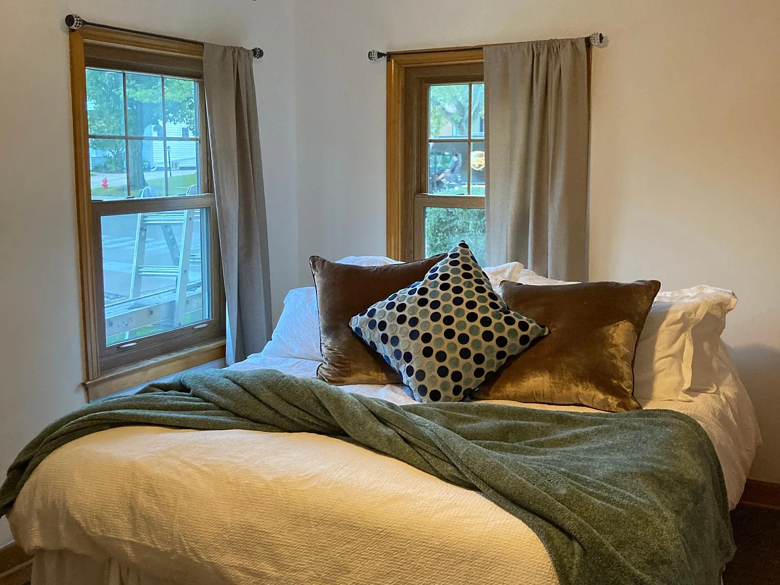4011 Wolf Rd — Photo 4