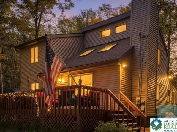 72 Creekview Dr E, Gouldsboro, PA 18424