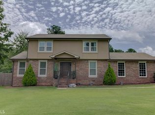 190 Forest Ridge Ct, Lawrenceville, GA 30046