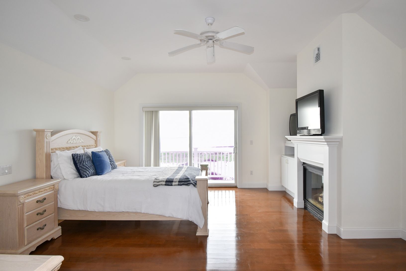 Master Suite with Balcony Overlooking Ocean