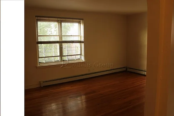 Rented by Bouklis Group | media 3