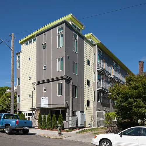 Studio Apartments near Fremont and Wallingford Photo 1