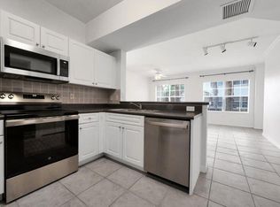 557 SE Prescott Pl, Stuart, FL 34994