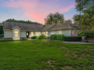 4 Saint Andrews Dr, Michigan City, IN 46360