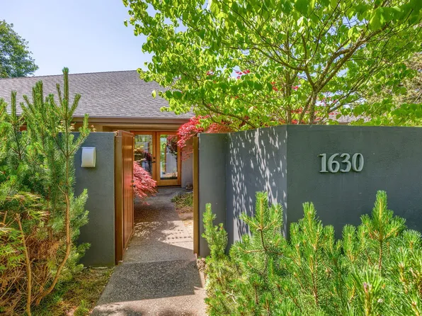 1630 NW Olmar Dr, Grants Pass, OR 97526