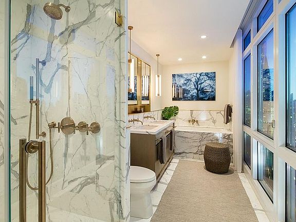 3rd image of 305 E 51st St #19F