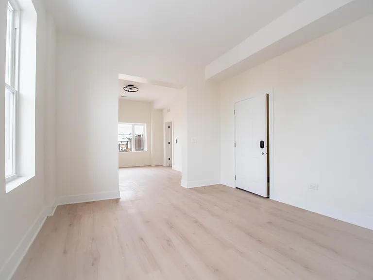 2753 W Chicago Ave #2 — Photo 3