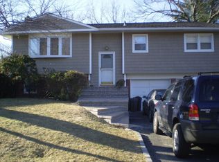 43 Bethany Dr, Commack, NY 11725