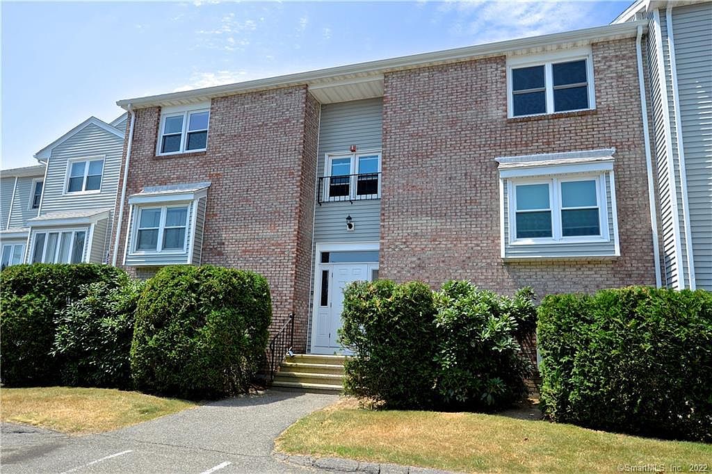 16 Southwind Ln 16, Milford, CT 06460 Zillow